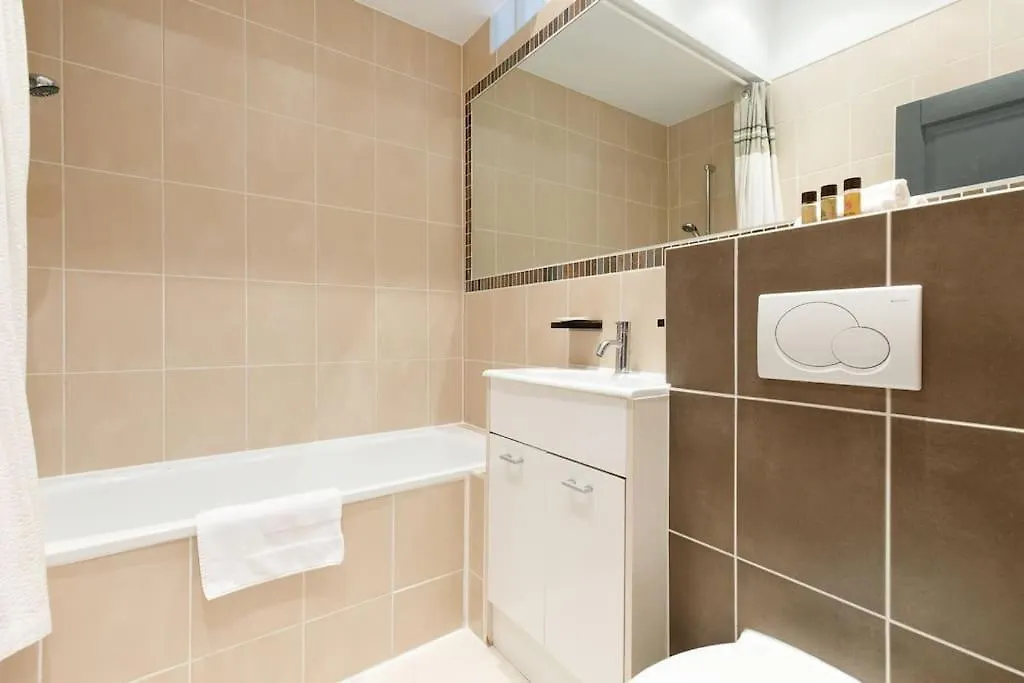 Morgana Yourhosthelper Cannes Apartment